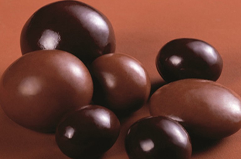 傑出的抛光劑之：滾塗包衣巧克力産品的抛光劑